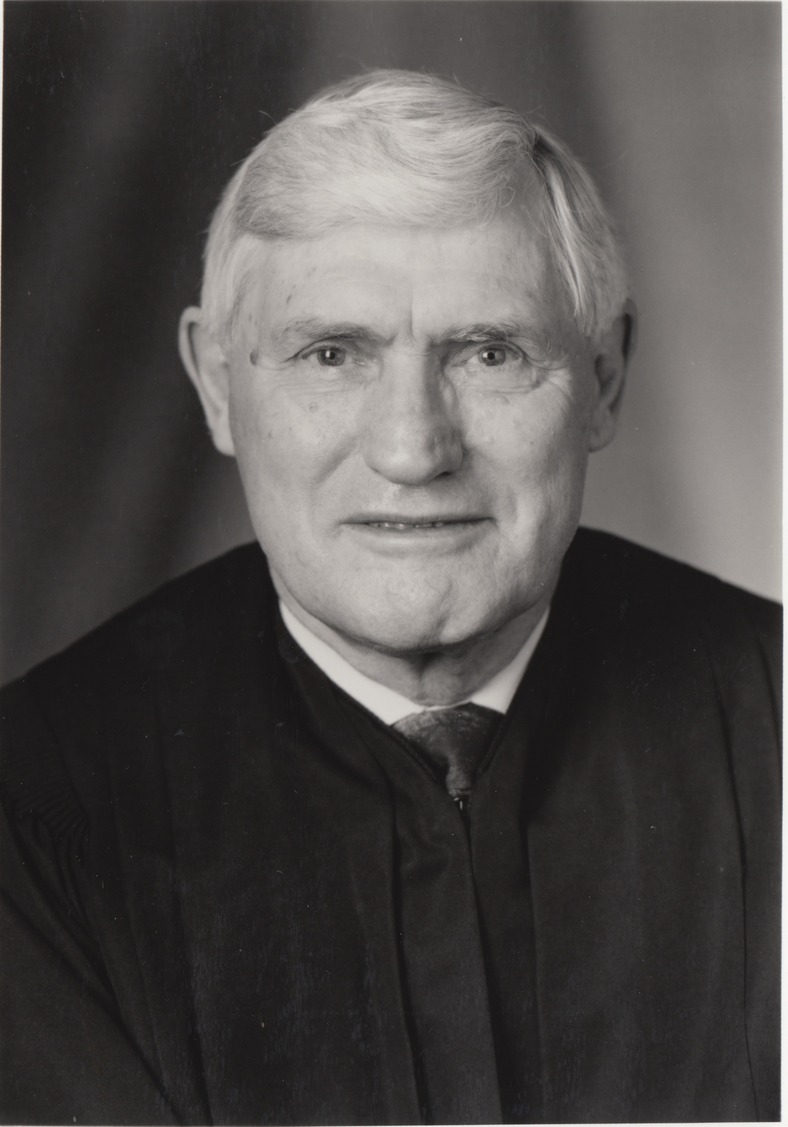 Statement of Chief Justice Lorie S. Gildea on the Death of Former Chief Justice Alexander Statement of Chief Justice Lorie S. Gildea on the Death of Former Chief Justice Alexander