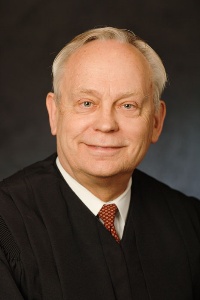 Statement of Chief Justice Lorie S. Gildea on the Death of Former Chief Justice Russell Anderson Statement of Chief Justice Lorie S. Gildea on the Death of Former Chief Justice Russell Anderson